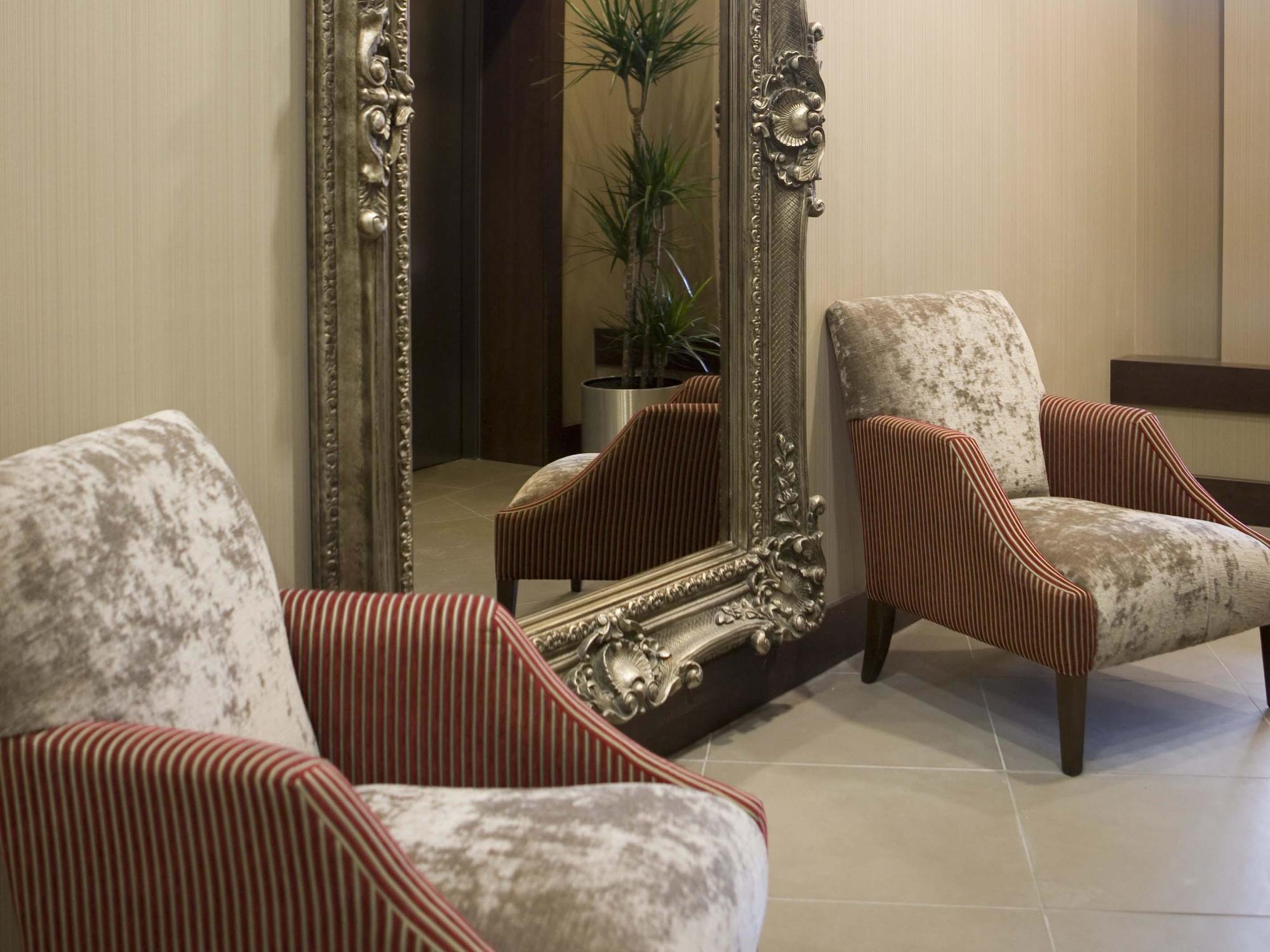 Leonardo Hotel